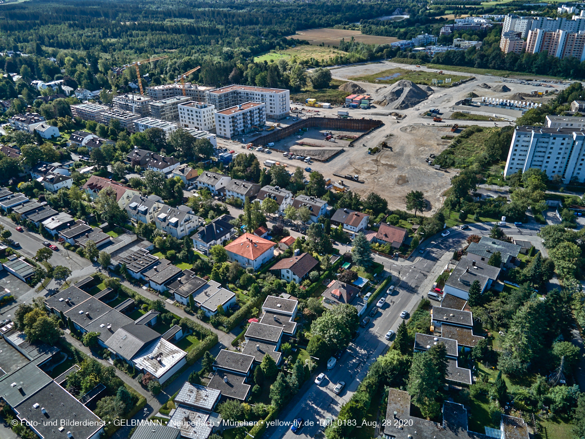 28.08.2020 - Alexisquartier und Niederalmstraße 16 in Neuperlach